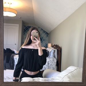 Brandy Melville off the shoulder top